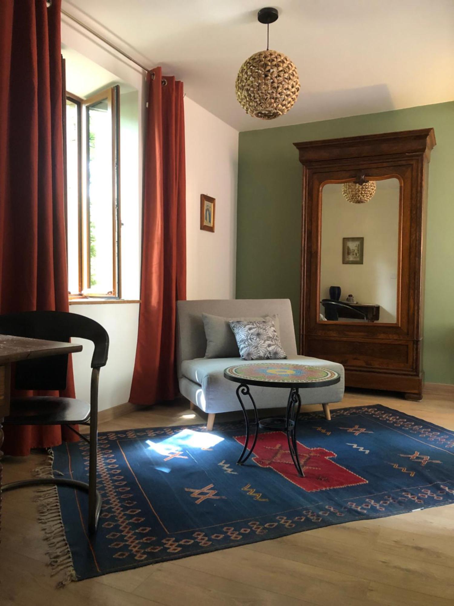 Chambre Sur Une Ile Saint-Bonnet-de-Rochefort Ngoại thất bức ảnh
