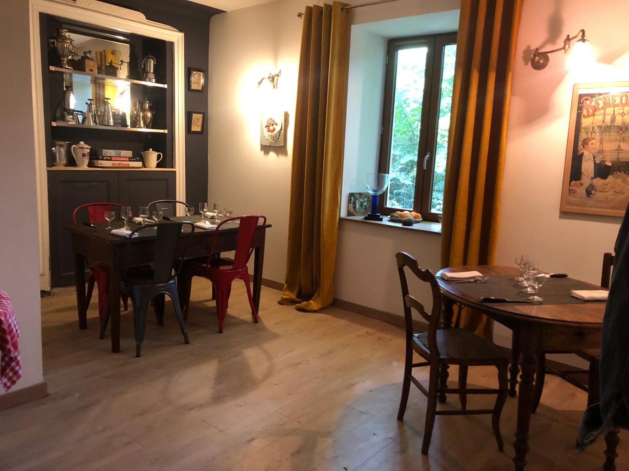 Chambre Sur Une Ile Saint-Bonnet-de-Rochefort Ngoại thất bức ảnh